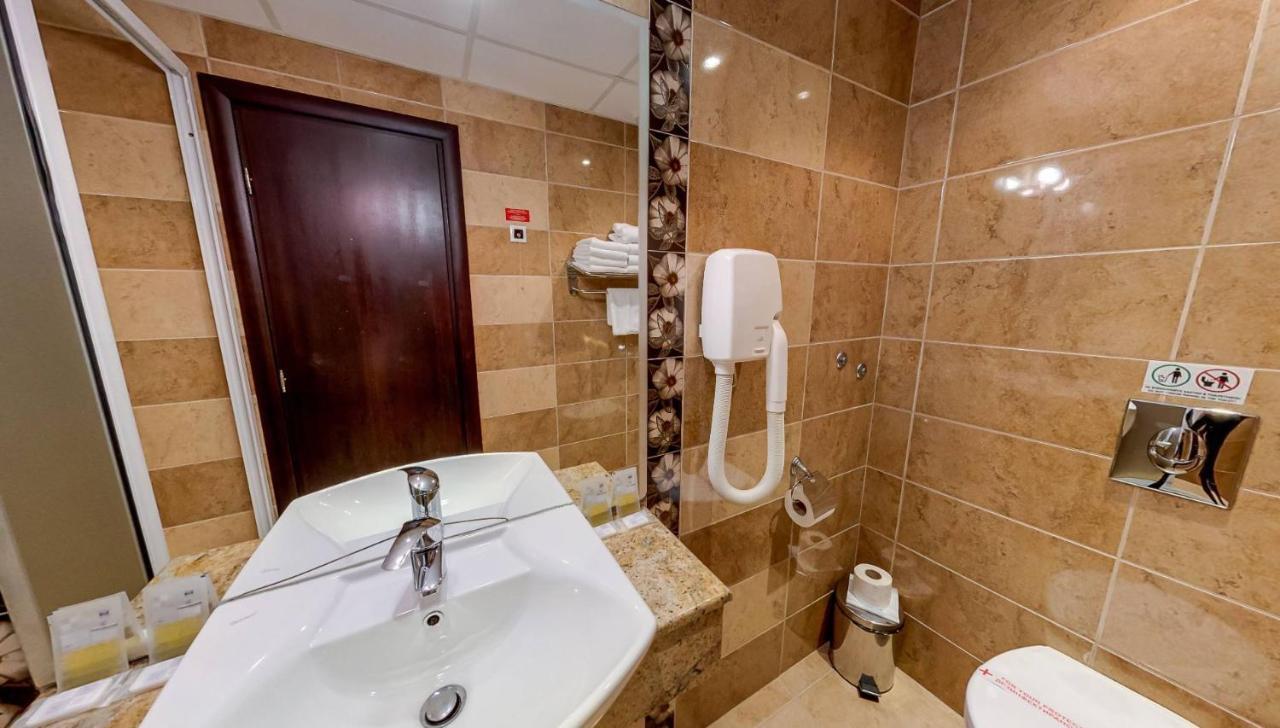 Briz Aparthotel 3*
