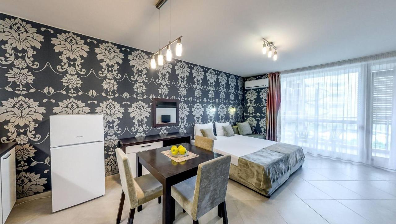 Aparthotel Briz