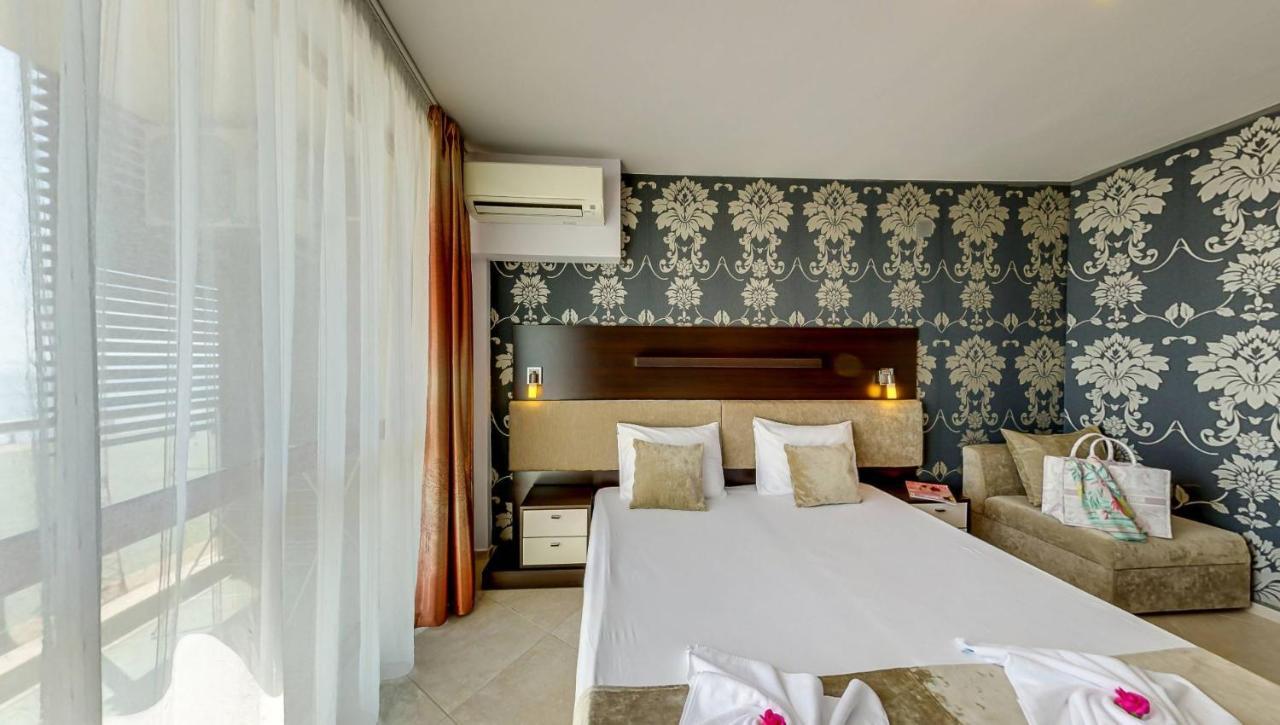 Briz Aparthotel Sunny Beach